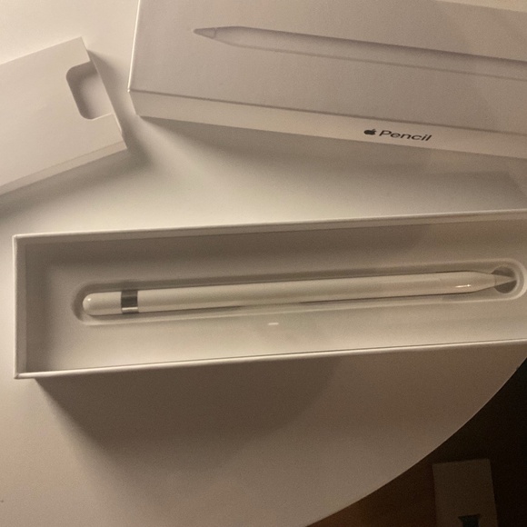 Apple Pencil (1st Generation) - Picture 1 of 3